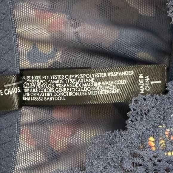 Torrid Crochet Trim Tiered Babydoll Mesh Floral Size 1 - Picture 5 of 5